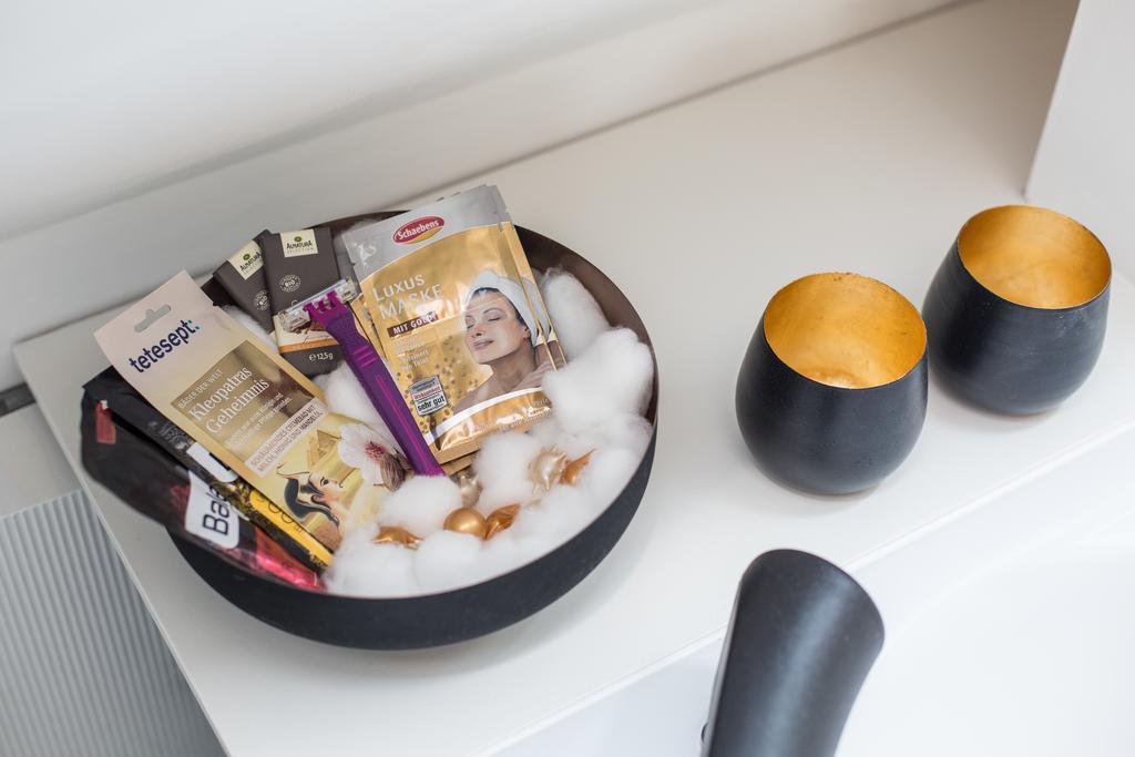 Private Wellness Suiten Mit Whirlpool Essen Phòng bức ảnh
