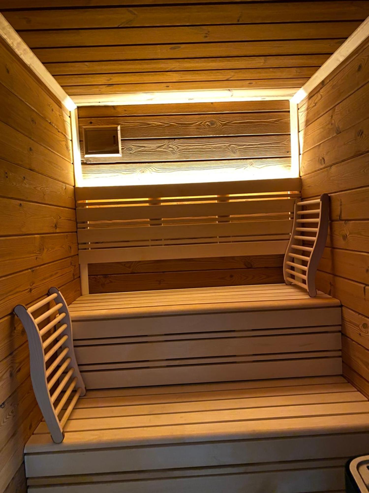 Private Wellness Suiten Mit Whirlpool Essen Ngoại thất bức ảnh