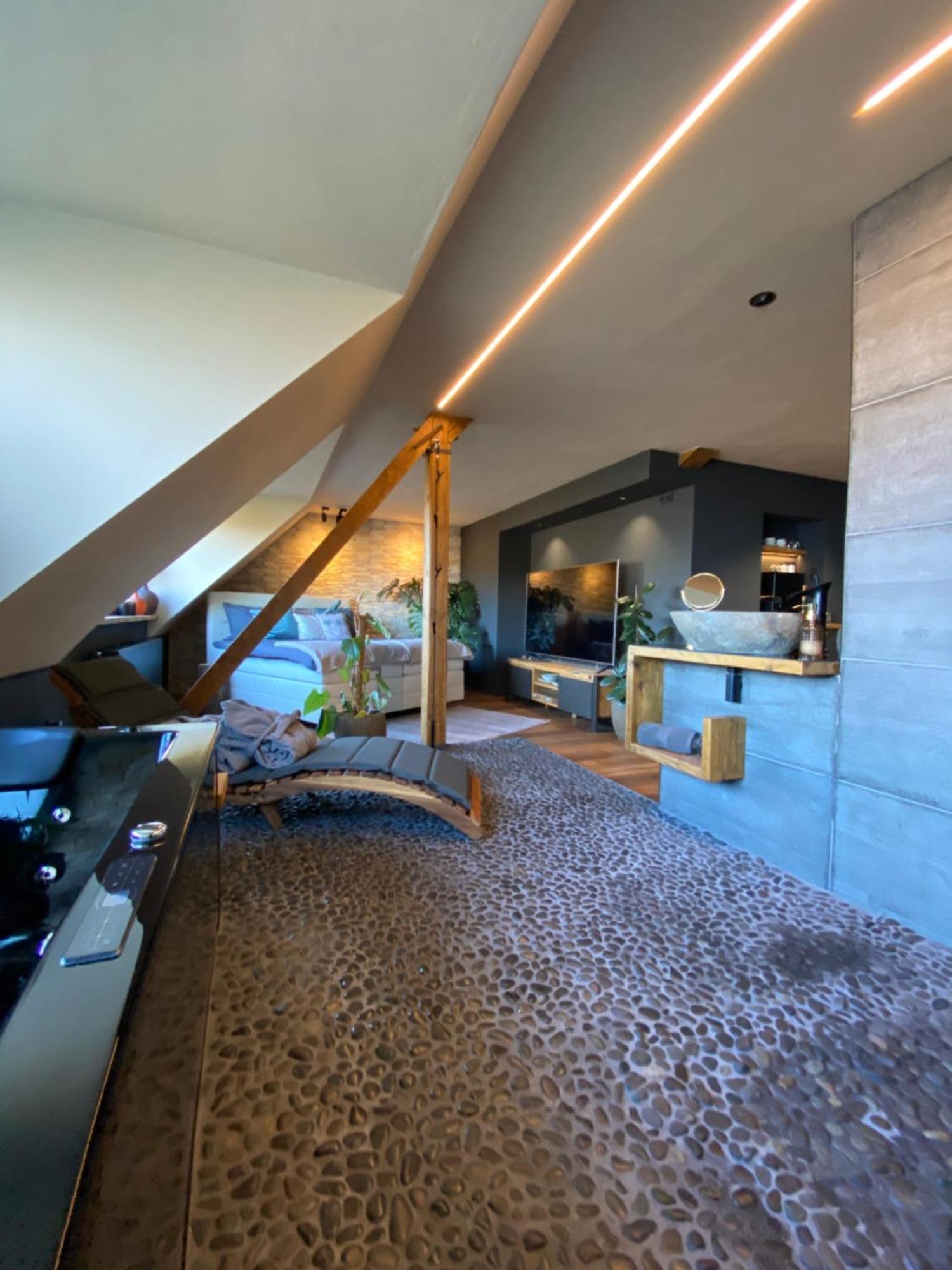 Private Wellness Suiten Mit Whirlpool Essen Ngoại thất bức ảnh